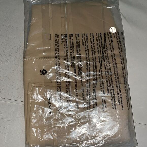 LULULEMON Align 6” Bike Shorts PROSECCO cream beige HIGH RISE Nulu size 8 nwt - Picture 3 of 5